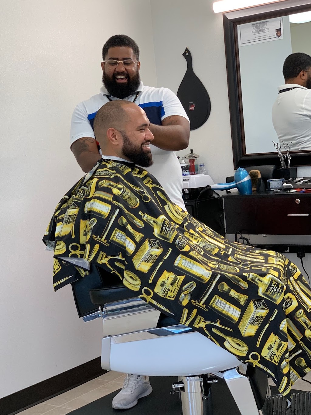 The Royal Barber Lounge | 1011 St Petersburg Dr W, Oldsmar, FL 34677, USA | Phone: (813) 586-3233