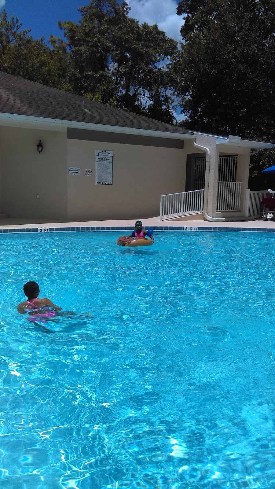 Links of Lake Bernadette | 5430 Links Ln, Zephyrhills, FL 33541, USA | Phone: (813) 788-7888