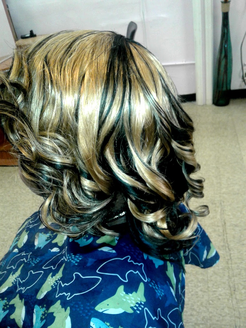 Victoria Hairstyles NYC | 550 W Merrick Rd 1st floor, Valley Stream, NY 11580, USA | Phone: (516) 787-4477