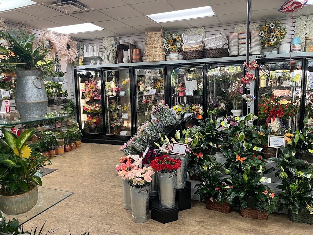 Flowerama | 7584 Pearl Rd, Middleburg Heights, OH 44130, USA | Phone: (440) 816-0695