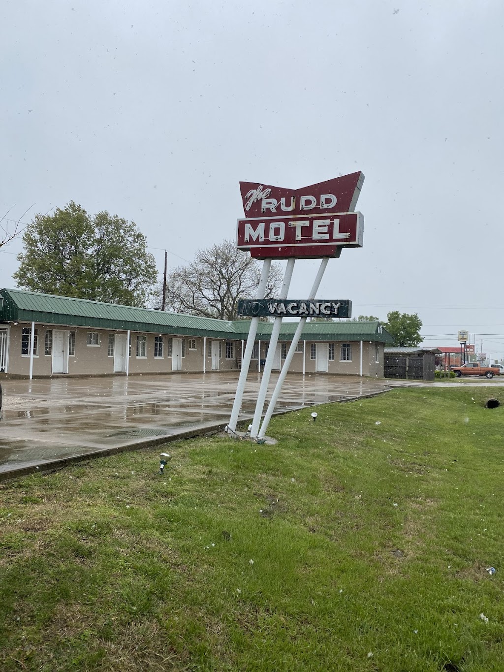 Rudd Motel | 224 S Ash St, Nowata, OK 74048, USA | Phone: (918) 559-3050