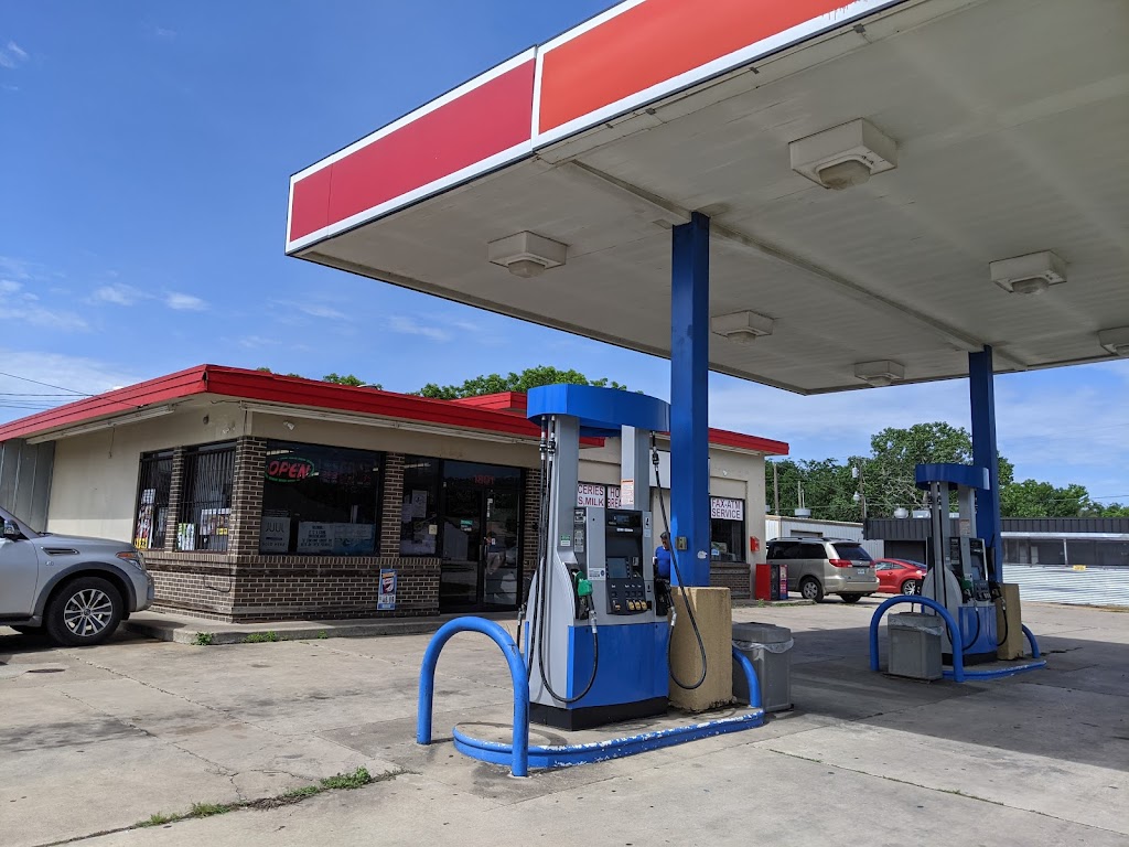 Roy Station | 1801 W 2nd St, Taylor, TX 76574, USA | Phone: (512) 352-3426