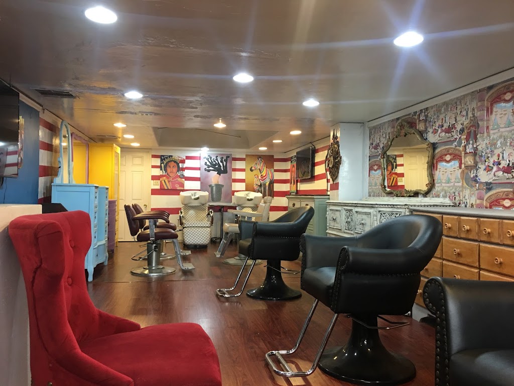 The Funhouse Barber Shop | 524 N La Brea Ave, Los Angeles, CA 90036, USA | Phone: (323) 836-9992