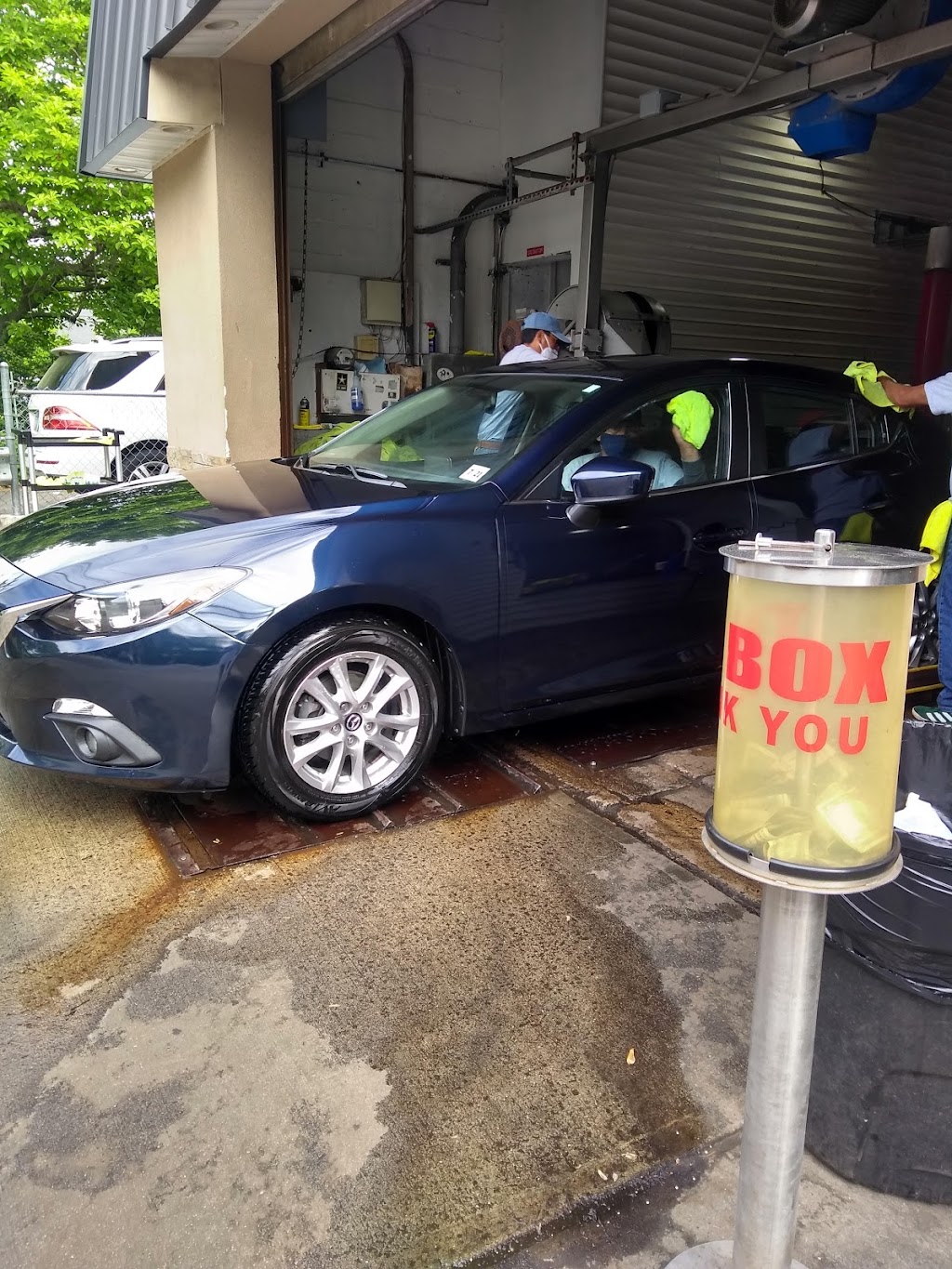 Clinton Carwash Associates | 45 W Clinton Ave, Bergenfield, NJ 07621, USA | Phone: (201) 385-8111