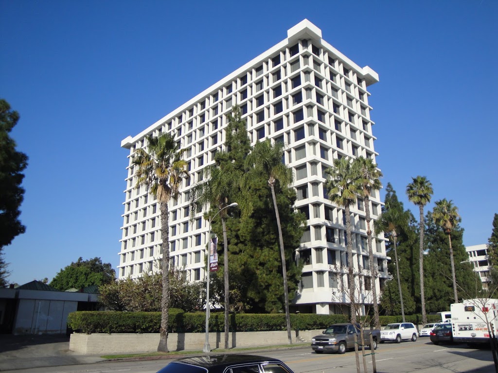 Bixby Knolls Towers | 3737 Atlantic Ave, Long Beach, CA 90807, USA | Phone: (562) 426-6123