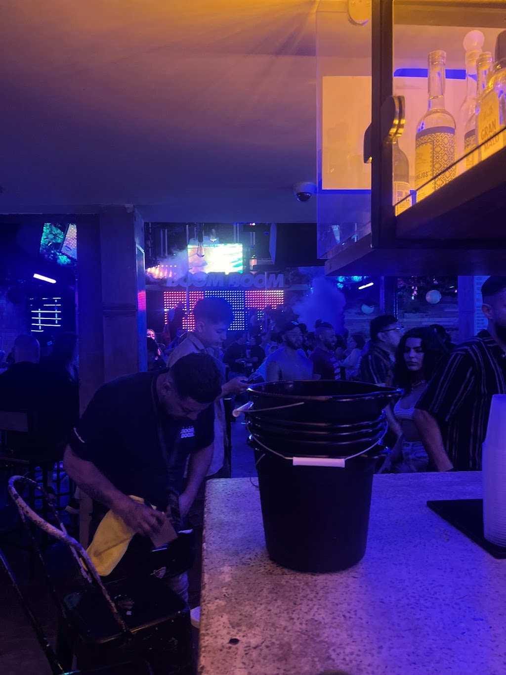 Club Boom Boom | Avenida Rosarito, Nogal 1300 Esq, Playas Rosarito, 22710 Playas de Rosarito, B.C., Mexico | Phone: 664 203 9111