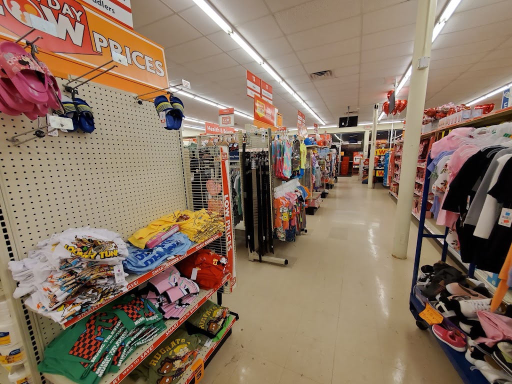 Family Dollar | 3878 Pontchartrain Dr, Slidell, LA 70458, USA | Phone: (985) 288-6307