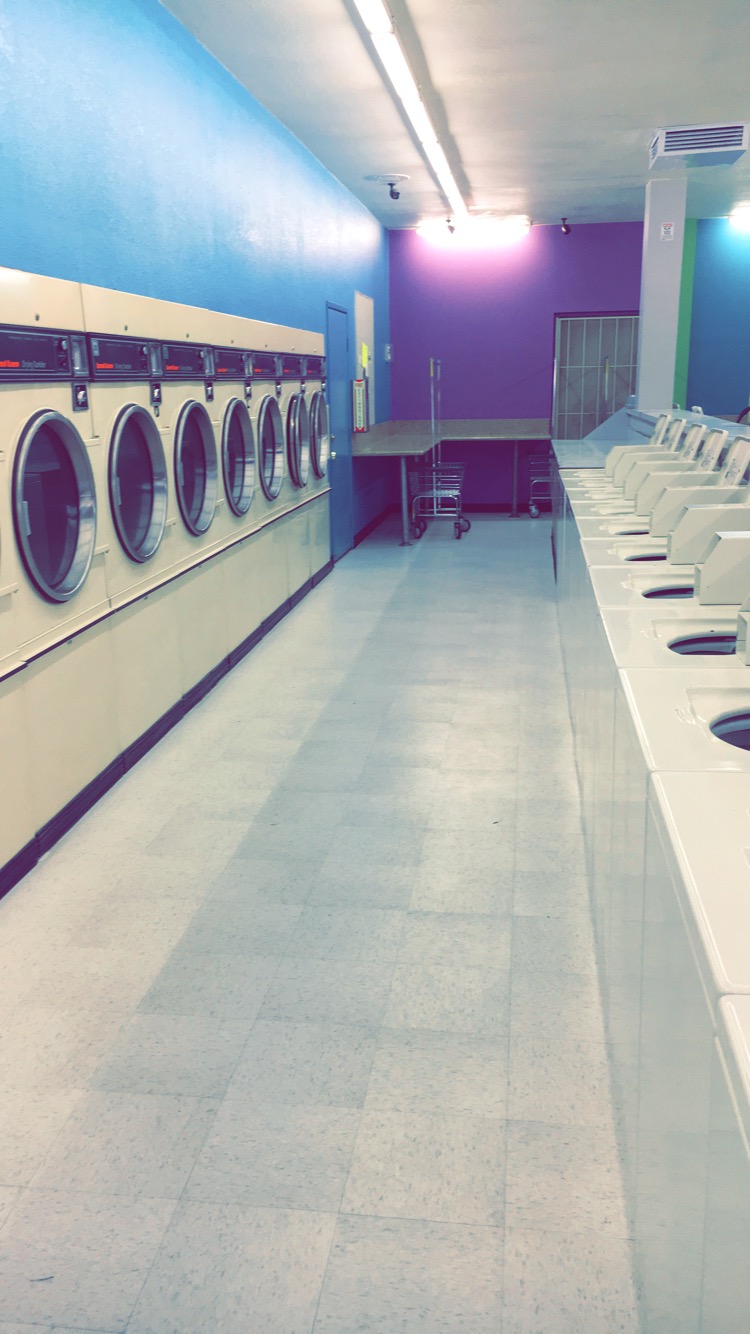 Express Cycle, Inc dba Galt Express Laundromat | 305 Pine St, Galt, CA 95632, USA | Phone: (209) 327-9686