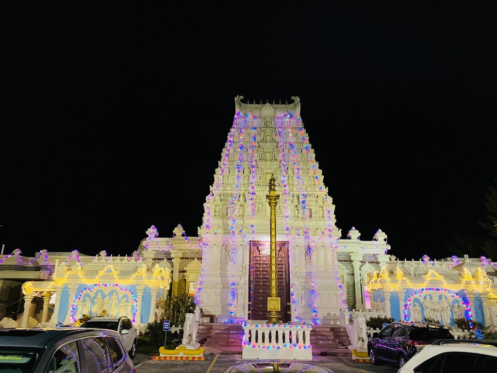 The Hindu Temple of St. Louis | 725 Weidman Rd, Manchester, MO 63011, USA | Phone: (636) 230-3300