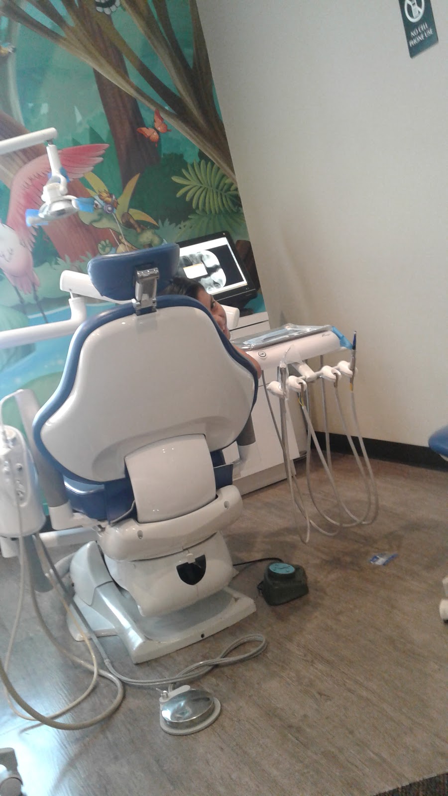 The Kids Dentist | 2337 S Belt Line Rd #100, Grand Prairie, TX 75051, USA | Phone: (972) 282-9444