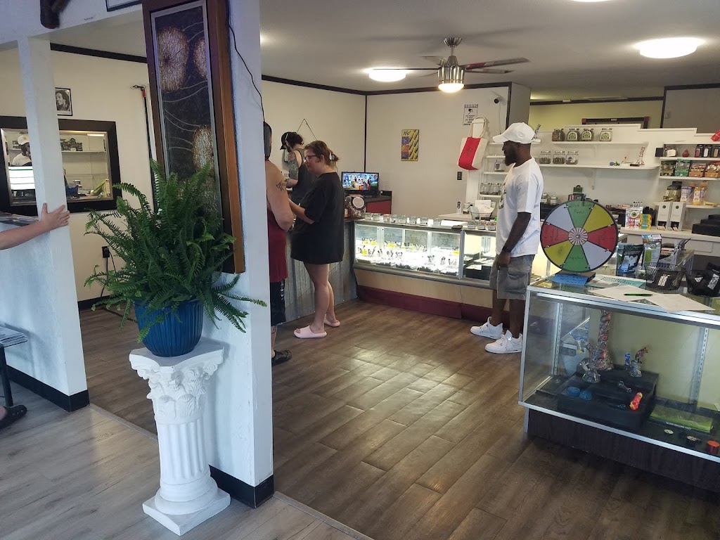 Red Door Marijuana Dispensary | 530 Main St, Adair, OK 74330, USA | Phone: (918) 785-2169