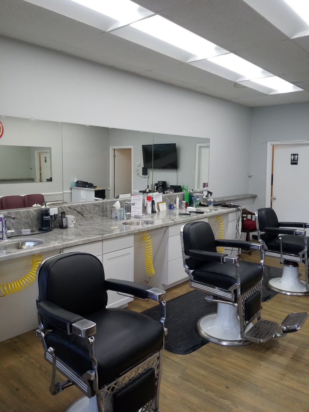 Duke Homestead Barber Shop | 2812 Guess Rd # B, Durham, NC 27705, USA | Phone: (919) 286-4030