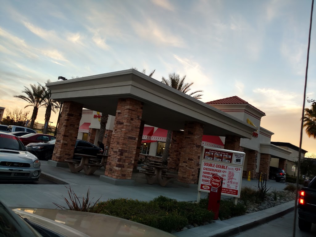 In-N-Out Burger | 14321 W Bell Rd, Surprise, AZ 85374, USA | Phone: (800) 786-1000