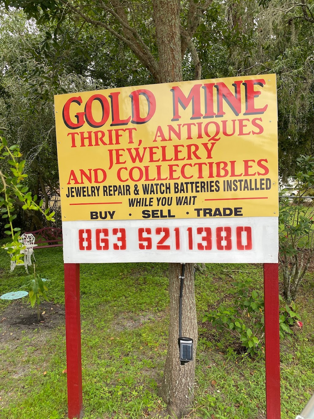 Gold mine thrift antiques, jewelry and collectibles | 700 Orchid Springs Dr, Winter Haven, FL 33884, USA | Phone: (863) 521-1380