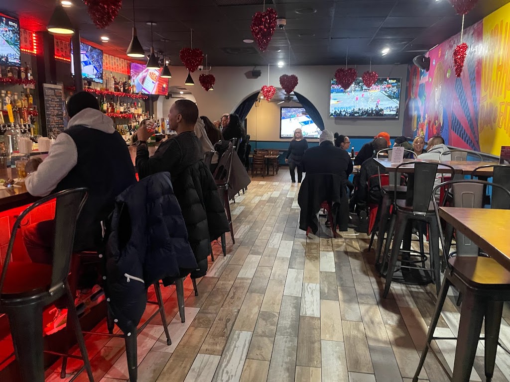 Luchador Bar & Eats | 15530 Old Columbia Pike, Burtonsville, MD 20866, USA | Phone: (301) 421-0924