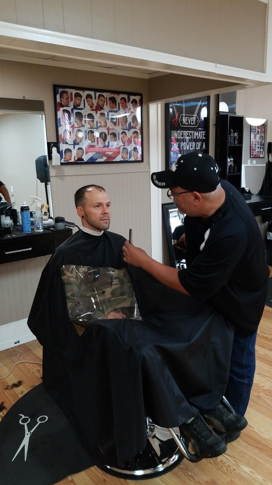 Reys Barbershop | 2731 Central Ave, Lake Station, IN 46405, USA | Phone: (219) 963-6415