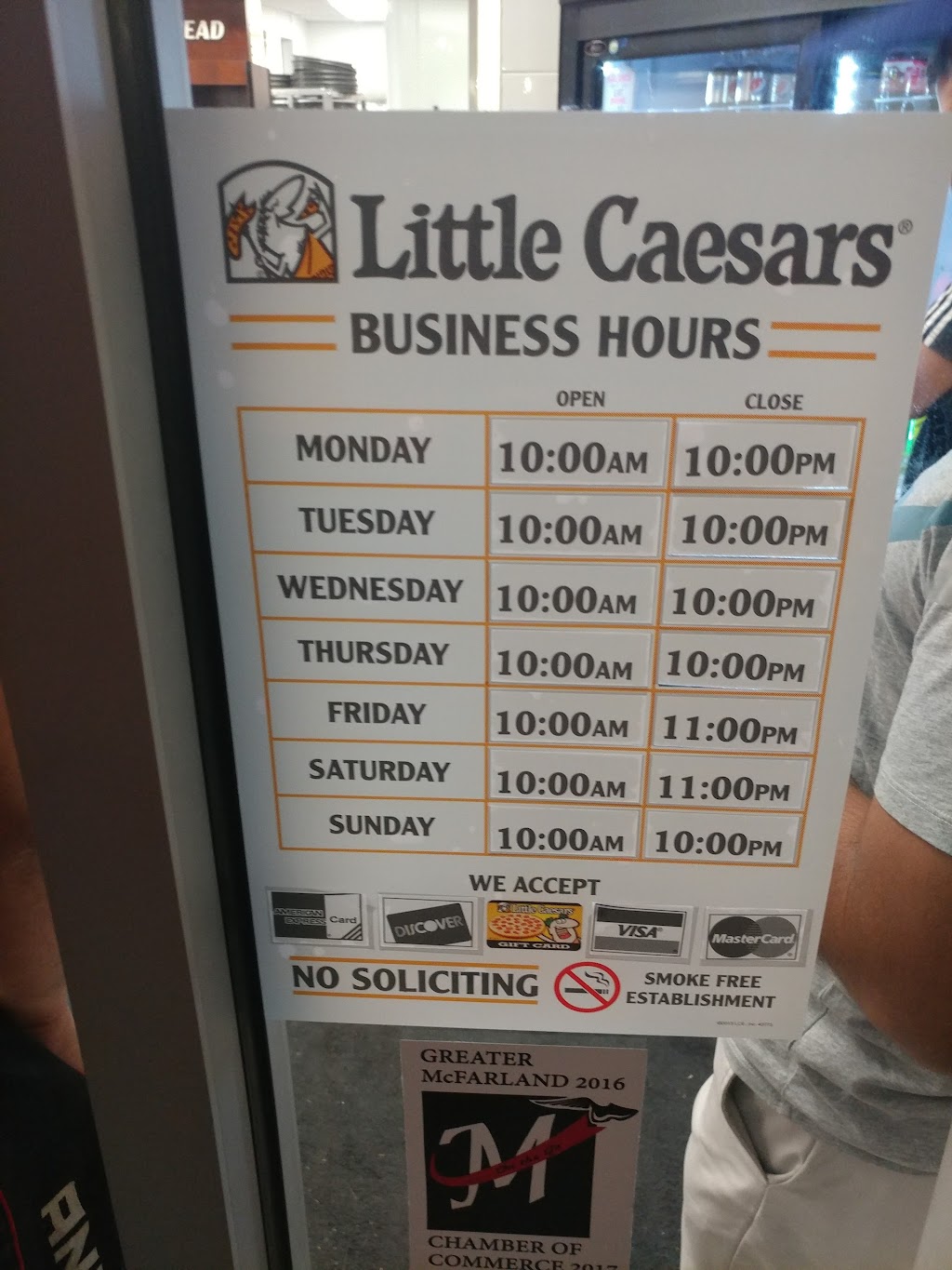 Little Caesars Pizza | 104 W Sherwood Ave, McFarland, CA 93250, USA | Phone: (661) 792-0200