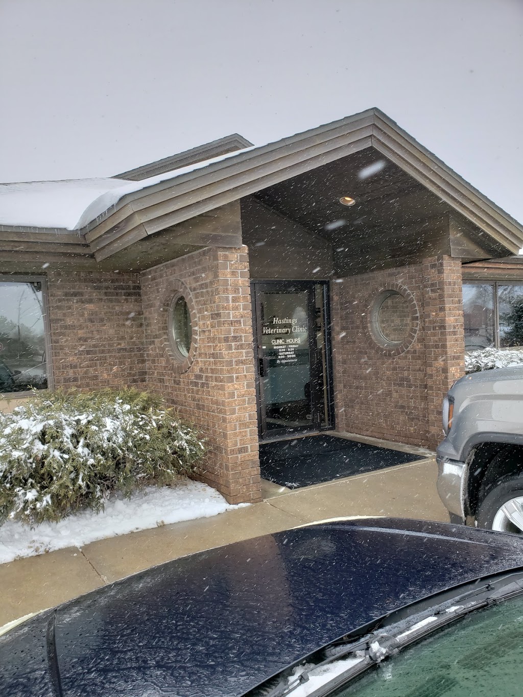 Hastings Veterinary Clinic Ltd | 3150 Red Wing Blvd, Hastings, MN 55033, USA | Phone: (651) 437-5101