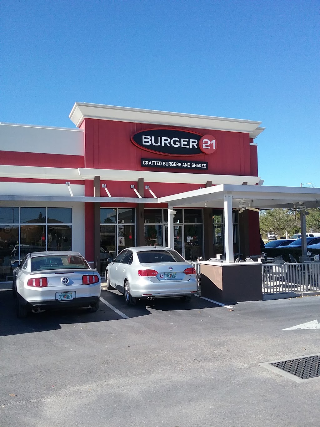 Burger 21 - New Tampa | 20304 Trout Creek Dr, Tampa, FL 33647 | Phone: (813) 501-4910