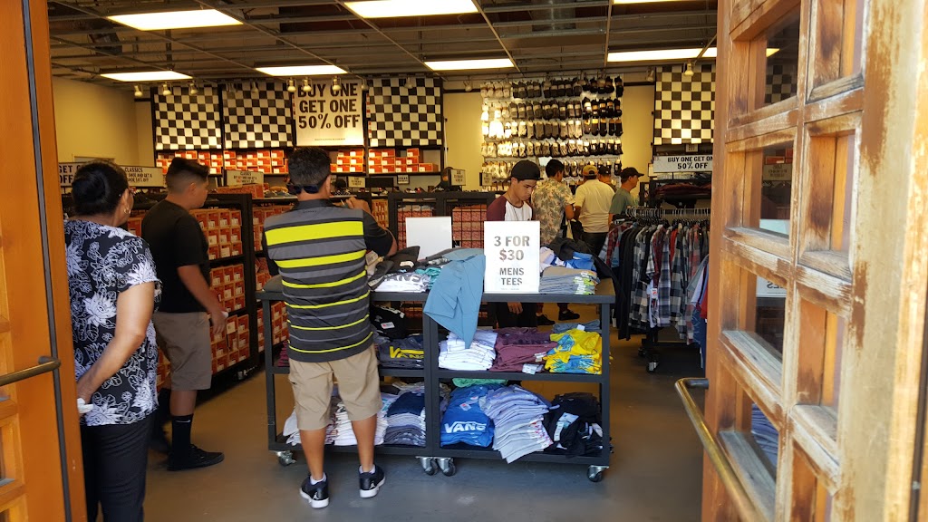 Vans | 5005 Willows Rd Bldg. F-107, Alpine, CA 91901, USA | Phone: (619) 659-3243