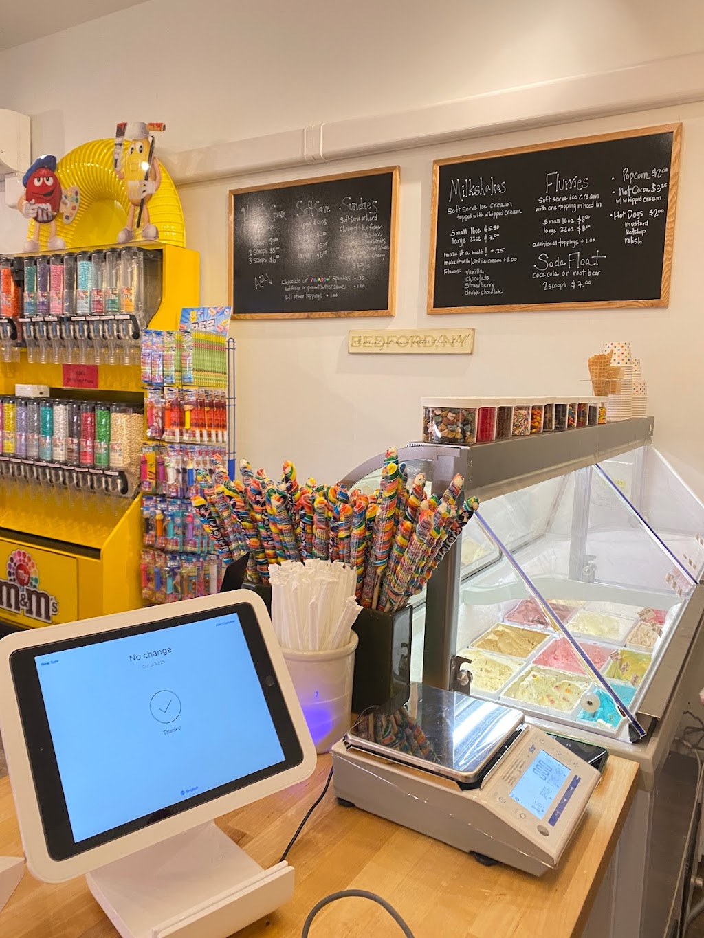 Bedford Candy Bar | 627 Old Post Rd, Bedford, NY 10506, USA | Phone: (914) 234-8645
