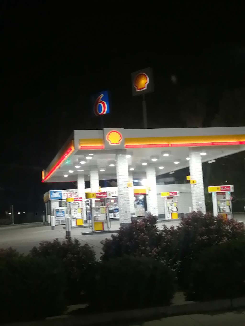 Shell | 5316 W Shaw Ave, Fresno, CA 93722, USA | Phone: (559) 271-7000