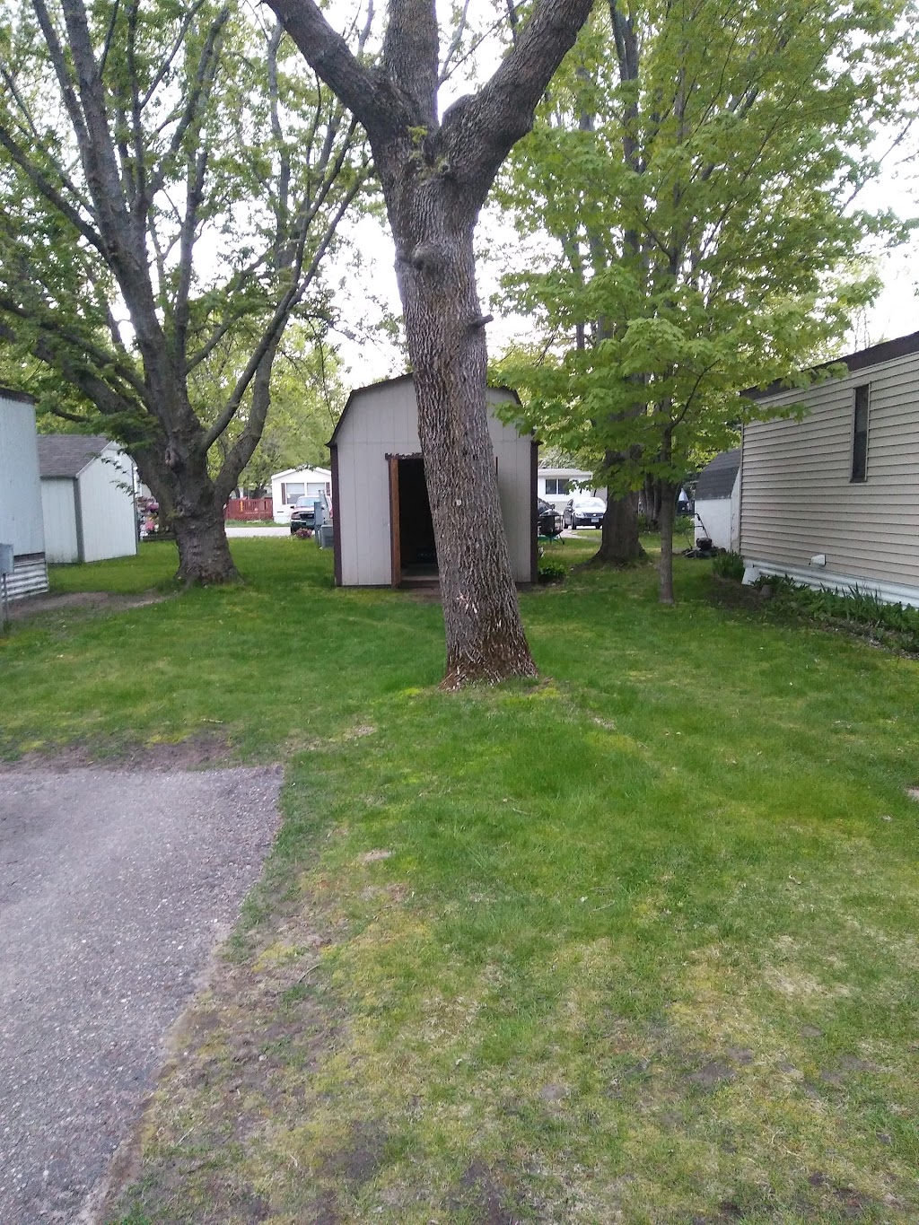 Restwood Terrace Mobile Home | 3631 91st Dr NE, Circle Pines, MN 55014, USA | Phone: (763) 786-7366