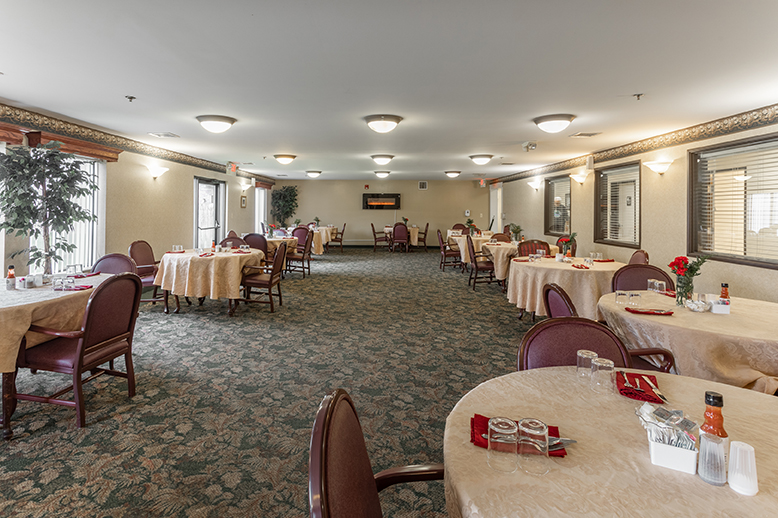 Park House Southfield Senior Living | 27577 Lahser Rd, Southfield, MI 48034 | Phone: (248) 230-2512