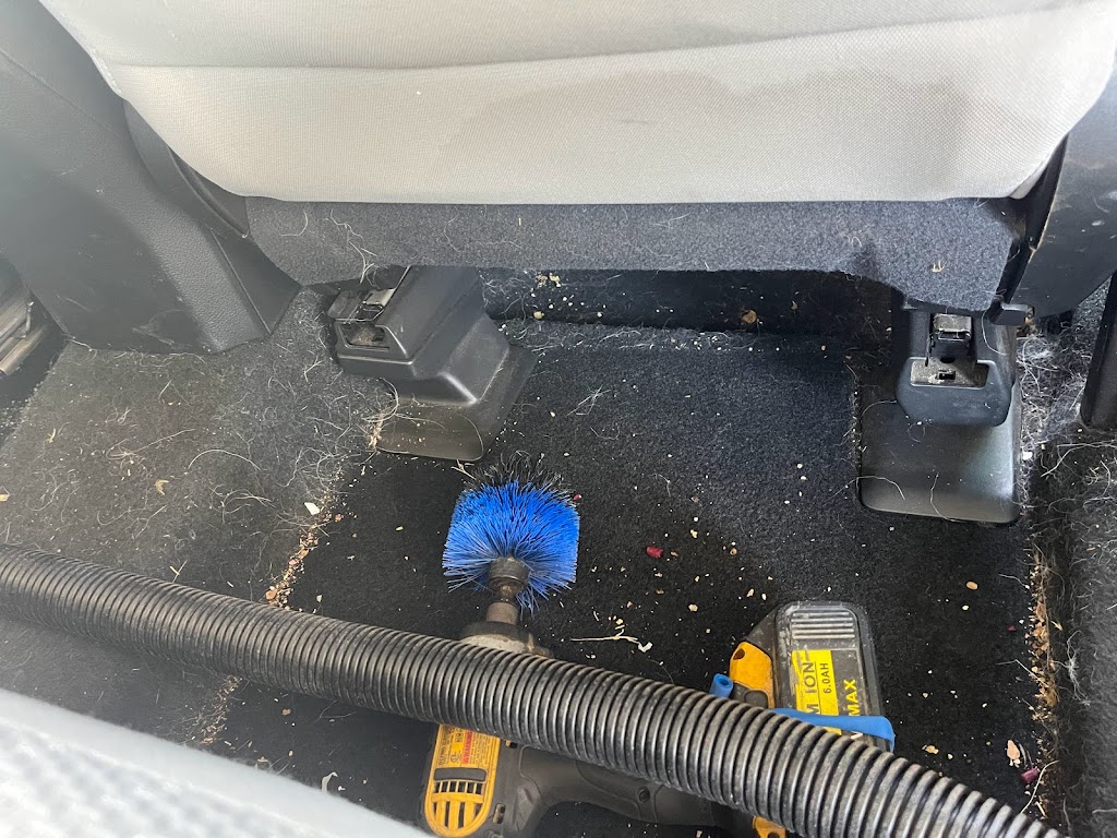 DFW MOBILE DETAILERS AND PRESSURE WASHERS | 5324 Manhassett Dr, Arlington, TX 76018, USA | Phone: (214) 809-2395