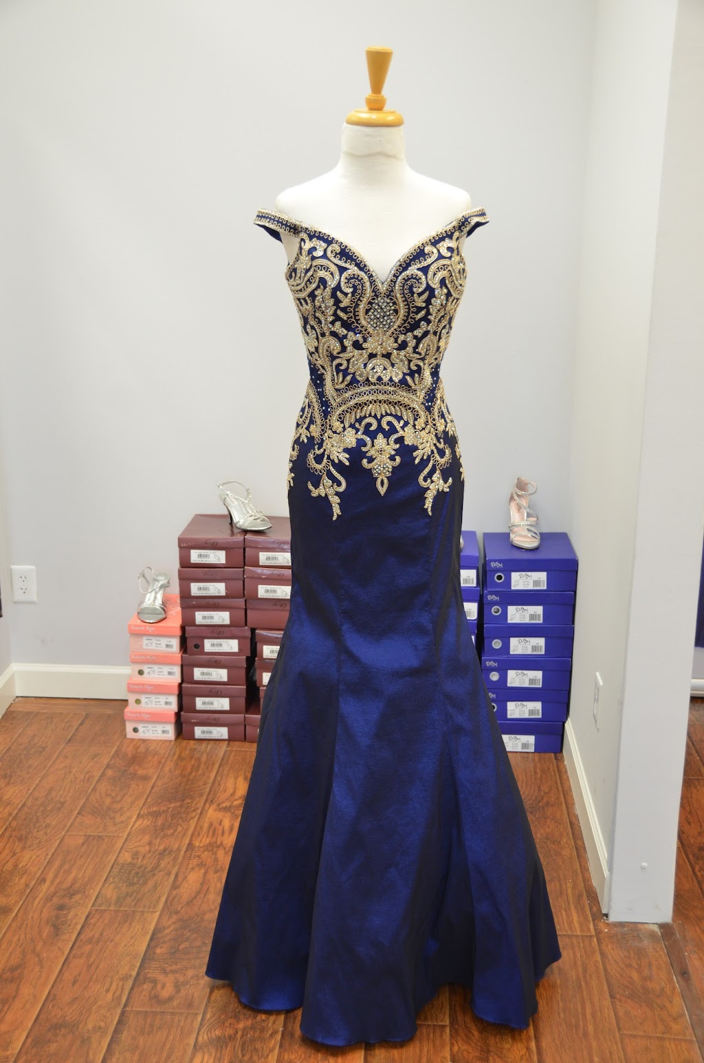 Spring Hill Formals | 2019 Wall St, Spring Hill, TN 37174, USA | Phone: (615) 302-0067