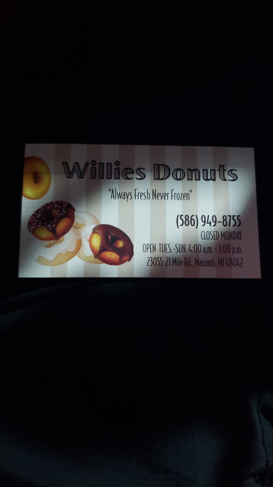 Willies Donuts | 23055 21 Mile Rd, Macomb, MI 48042, USA | Phone: (586) 949-8755