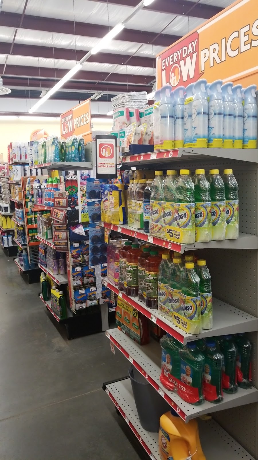 Family Dollar | 14494 Fancy Gap Hwy, Cana, VA 24317, USA | Phone: (410) 843-2084