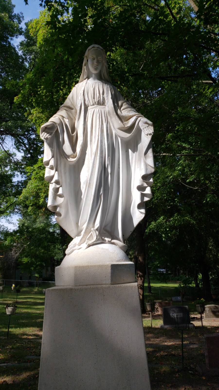 St. Marys Cemetery | 2980 Helen St N, St Paul, MN 55109, USA | Phone: (651) 894-6151