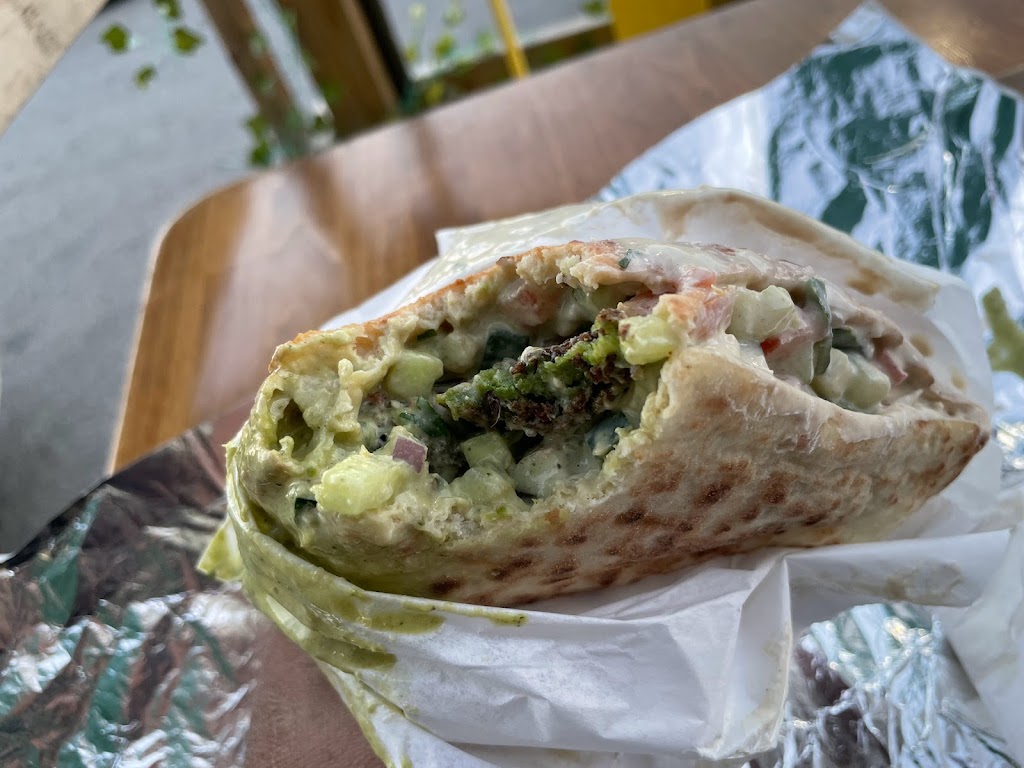 Falafel Place | 2219 Central Park Ave, Yonkers, NY 10710, USA | Phone: (914) 902-0072