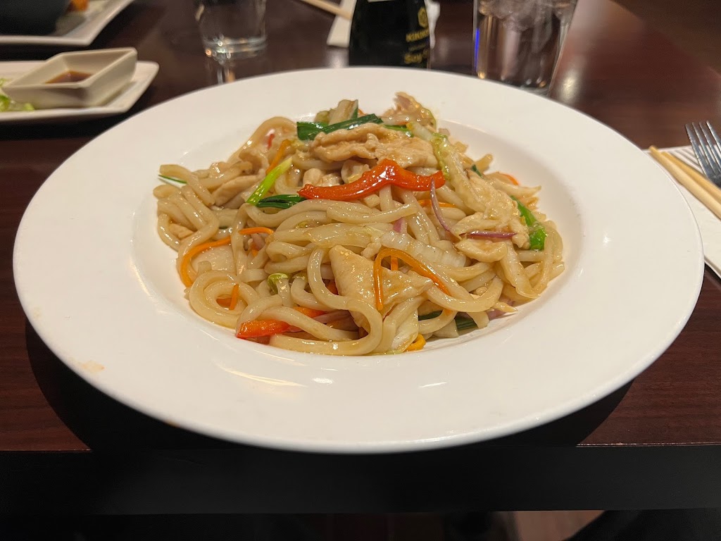 Tengu Asian Bistro | 1343 Central Ave, Albany, NY 12205, USA | Phone: (518) 472-0114