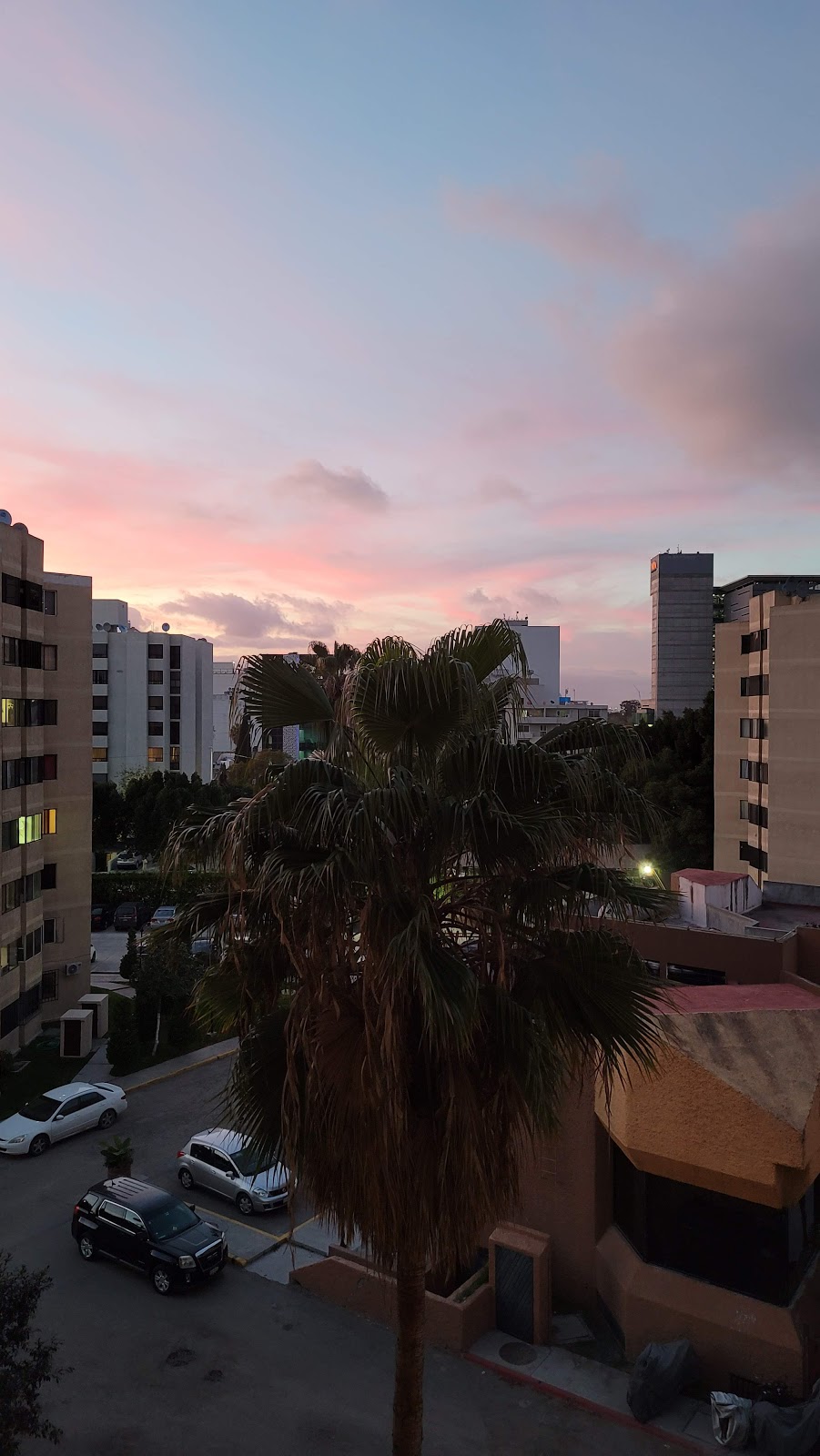 Apartamentos Amueblados de Renta Zona Rio | Misión de La Paz 1402, Zona Urbana Rio Tijuana, 22010 Tijuana, B.C., Mexico | Phone: 664 416 0924