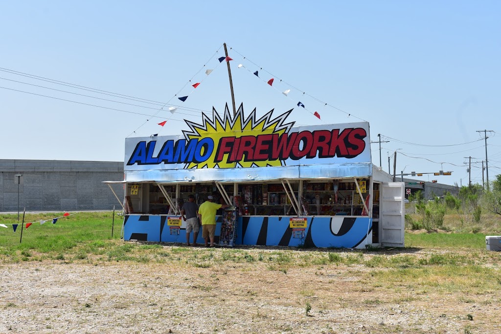 Alamo Fireworks Stand | 1402 Guadalupe St, San Marcos, TX 78666, USA | Phone: (210) 667-1106