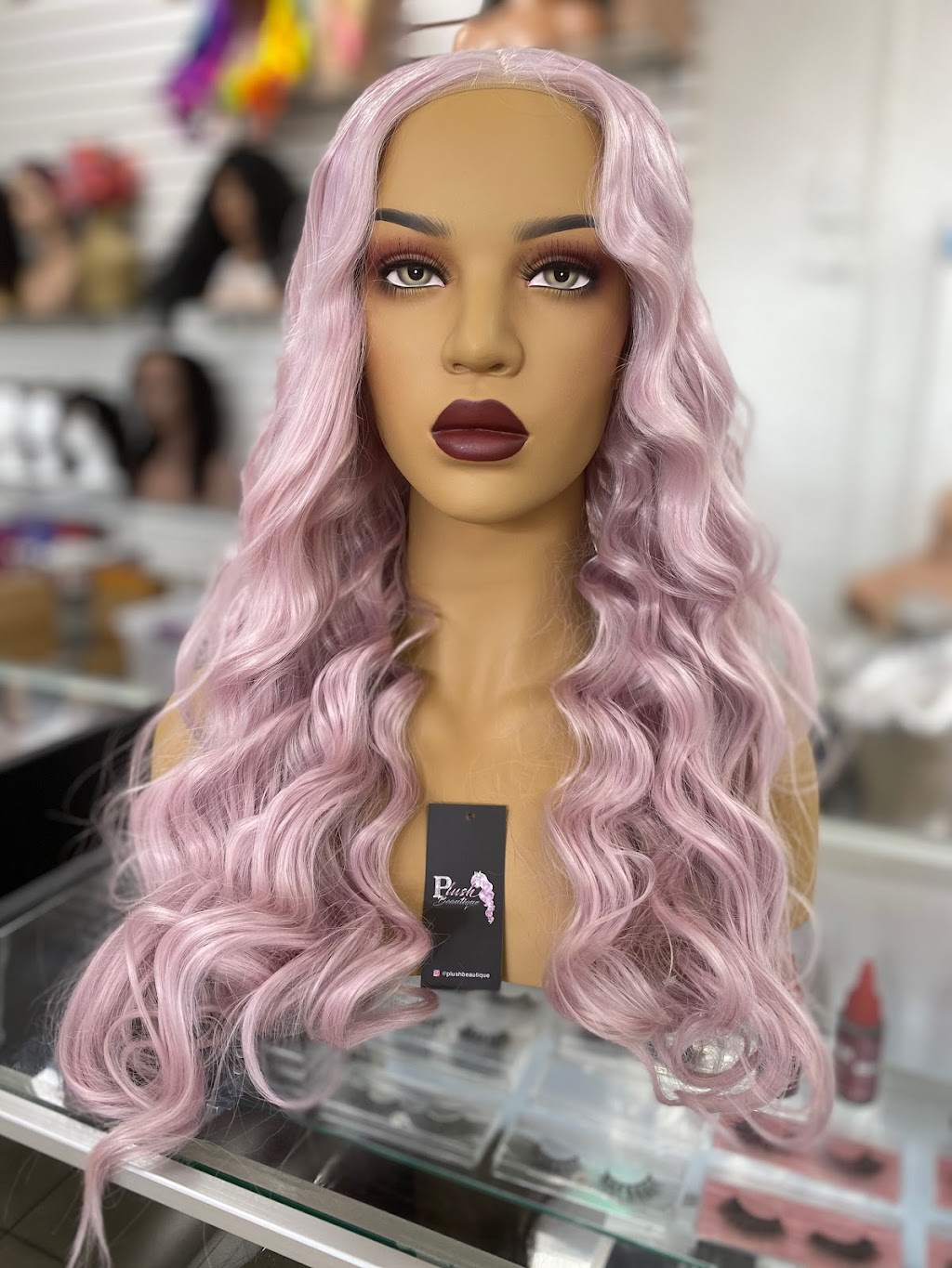 Plush Wigs & Beauty Supply | 6422 S Normandie Ave, Los Angeles, CA 90044, USA | Phone: (323) 393-0773