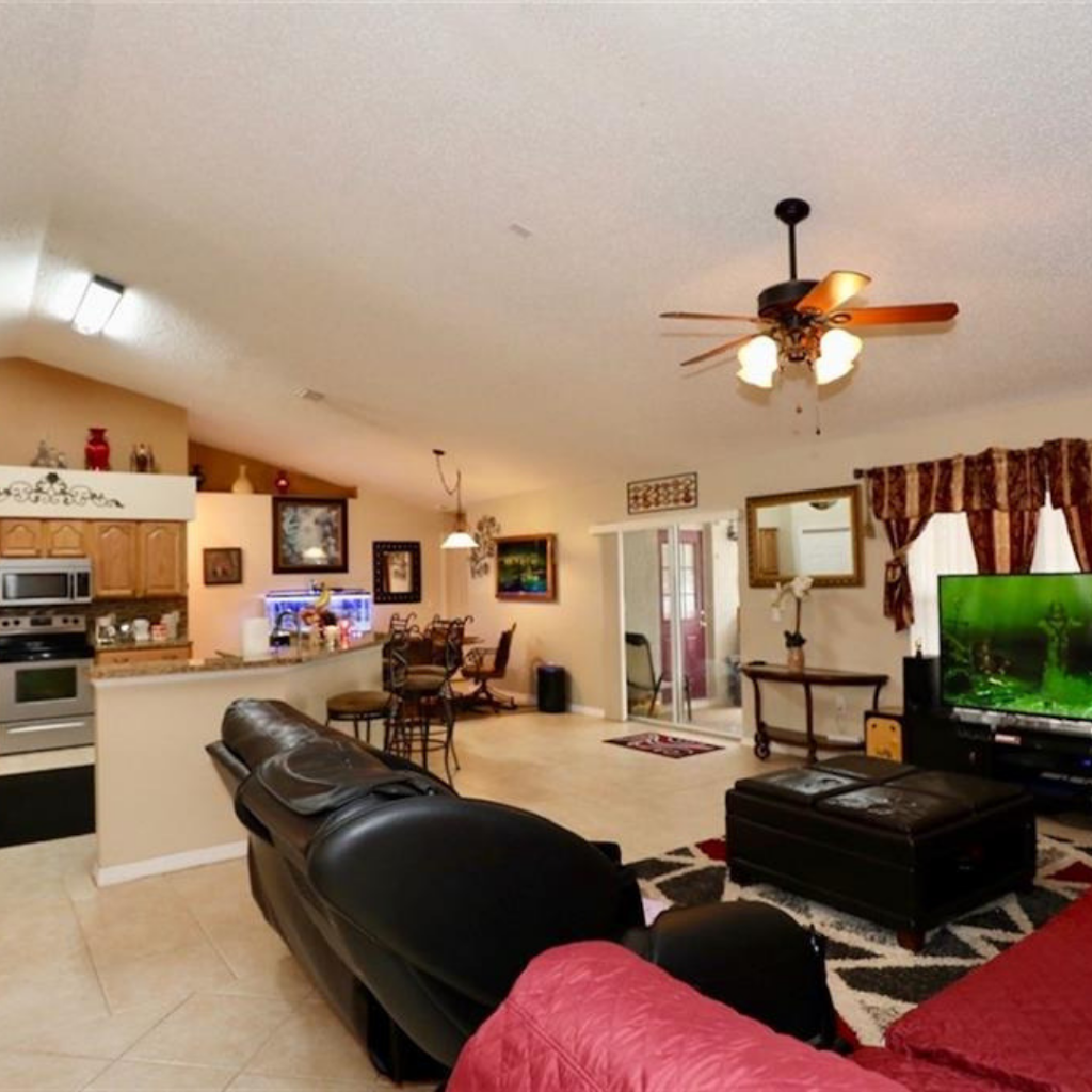 Homelis Realty | 840 Deltona Blvd Unit F1, Deltona, FL 32725, USA | Phone: (407) 337-8333