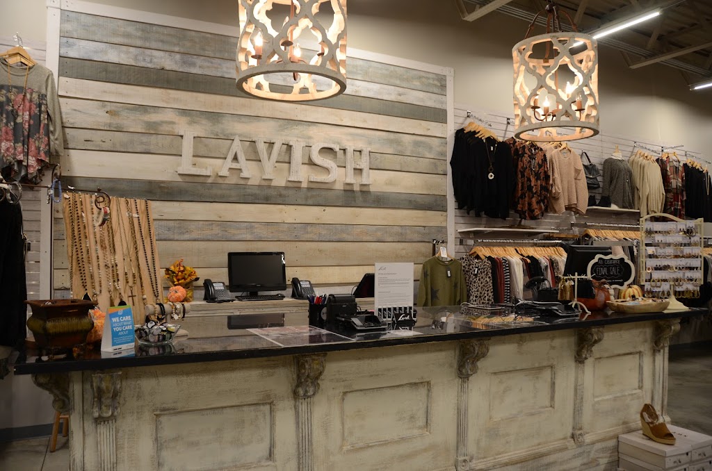Lavish Boutique | 207 19th St E, Jasper, AL 35501, USA | Phone: (205) 265-2911