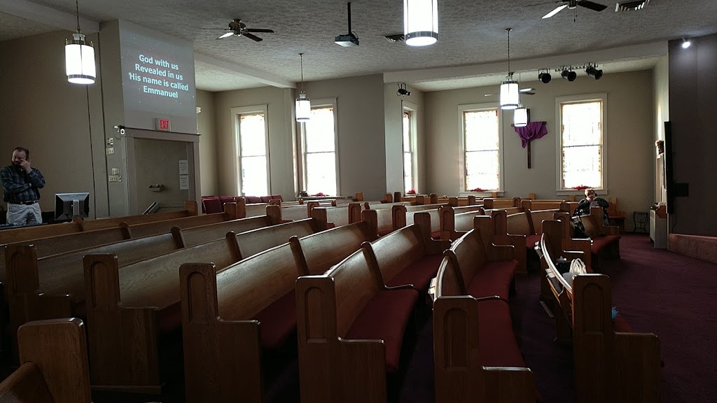 Emmanuel Baptist Church Carlinville | 117 W 2nd S St, Carlinville, IL 62626, USA | Phone: (217) 854-4473
