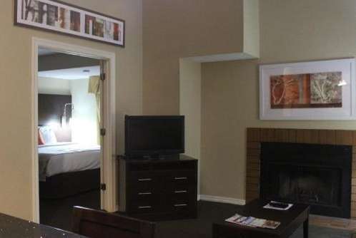 Quality Painters of Aurora | 901 Victor St, Aurora, CO 80011, USA | Phone: (720) 282-1732