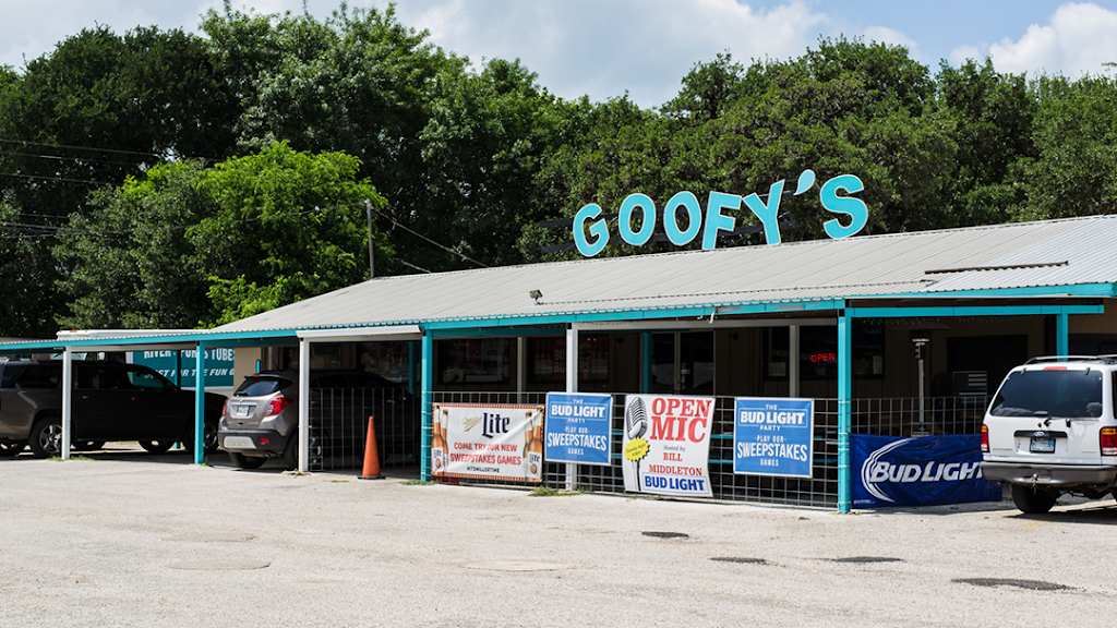 Goofy’s Bar and Grill | 13124 FM306, Canyon Lake, TX 78133, USA | Phone: (830) 964-3888