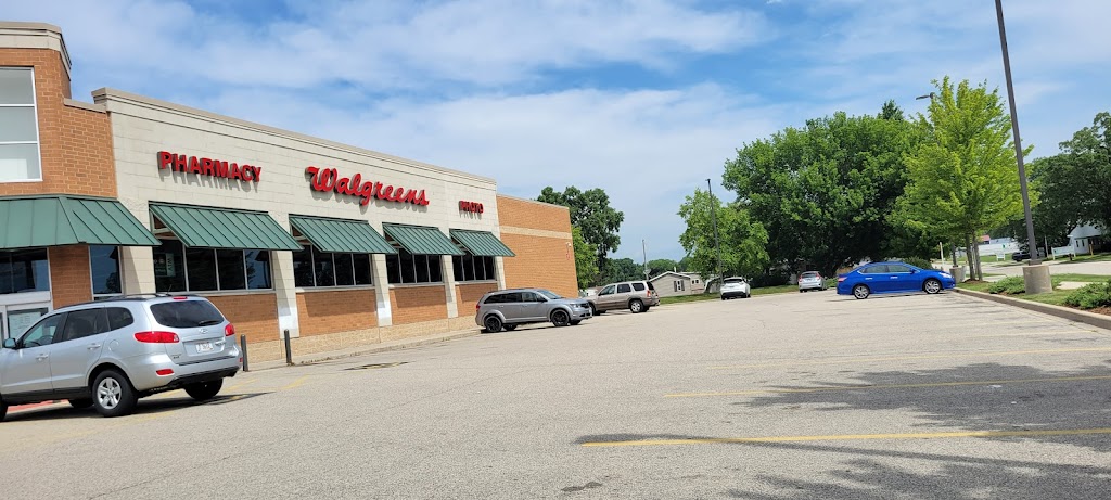 Walgreens | N168w21330 Main St, Jackson, WI 53037, USA | Phone: (262) 677-1702