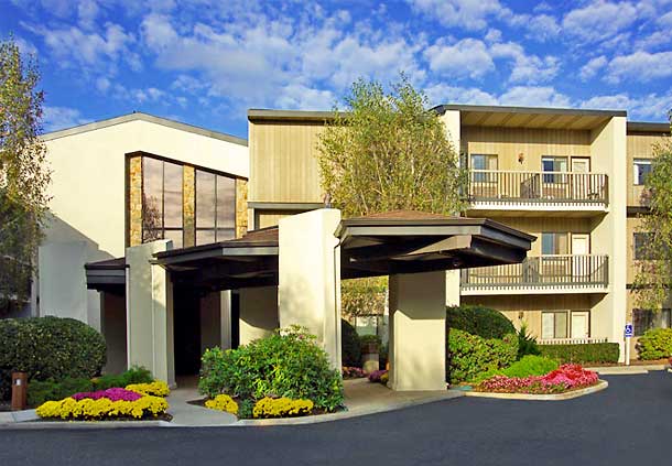 Residence Inn by Marriott Plainview Long Island | 9 Gerhard Rd, Plainview, NY 11803, USA | Phone: (516) 433-6200