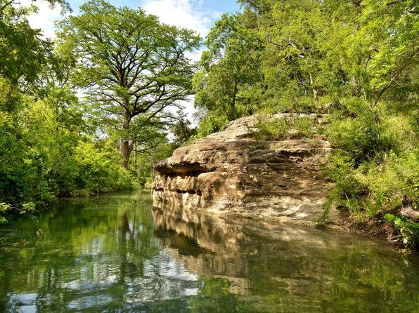 The Cabins at Onion Creek | 18992 Ranch to Market Rd 150, Driftwood, TX 78619, USA | Phone: (888) 622-4228