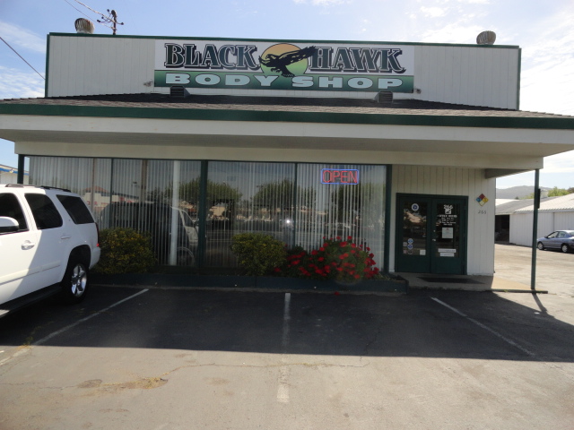 Black Hawk Body Shop, Inc | 266 Soscol Ave, Napa, CA 94559, USA | Phone: (707) 224-4553