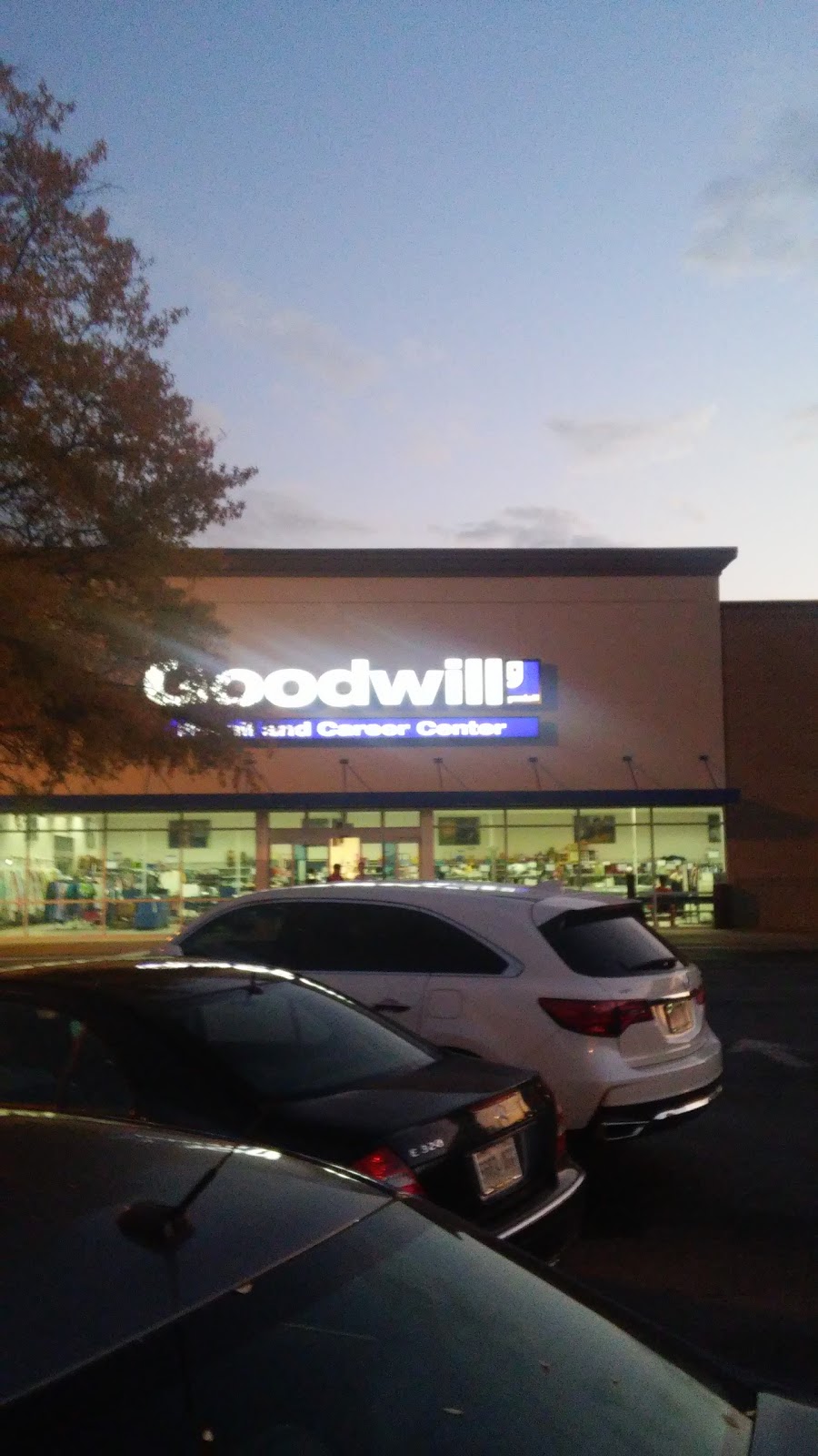 Goodwill Retail Store and Donation Center | 3121 GA-34, Newnan, GA 30265, USA | Phone: (678) 854-6839