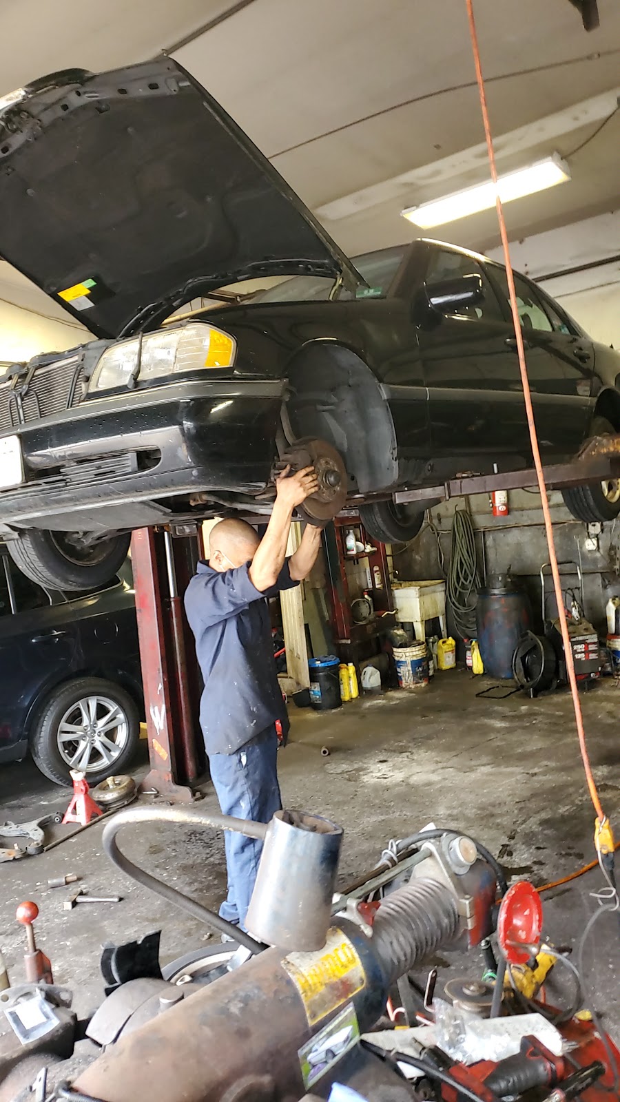 B and J Auto Repair | 105 71st St, Guttenberg, NJ 07093, USA | Phone: (201) 861-3373