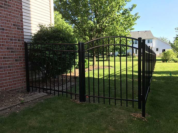 Zion Fence Company | 123 N Main St #209n, Crown Point, IN 46307, United States | Phone: (219) 714-3777